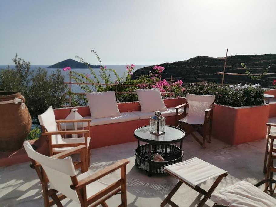 Villa Casa Dei Melograni At Vourlidia Leros Vromolithos Exterior foto